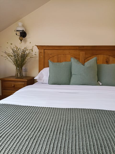 Double Room | Premium bedding, individually decorated, individually furnished, desk