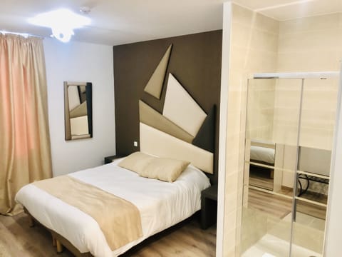 Comfort Double Room, Ensuite, Canal View | 1 bedroom