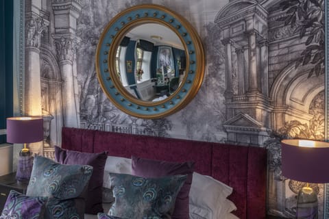 Deluxe Double Room | Desk, iron/ironing board, free WiFi