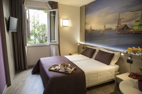 Economy Double or Twin Room (internal court no balcony) | View from room