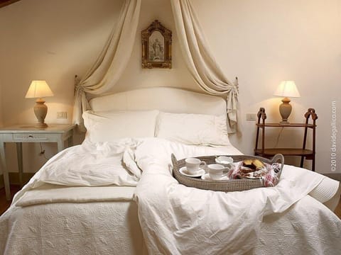 Superior Double Room (La Mansarda) | Premium bedding, individually decorated, individually furnished