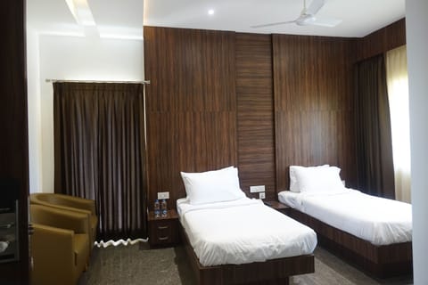 Deluxe Room | Free WiFi, bed sheets