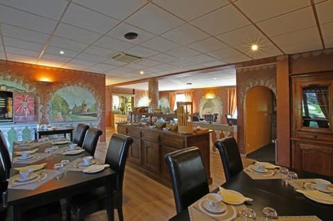 Daily buffet breakfast (EUR 13 per person)