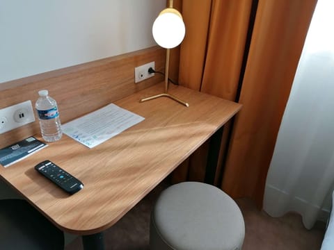 Premium bedding, pillowtop beds, in-room safe, desk