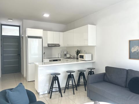 Apartment, Sea View | Private kitchen | Full-size fridge, microwave, oven, stovetop