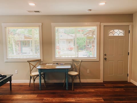 Bungalow, Ensuite (Sunshine Cottage) | Interior