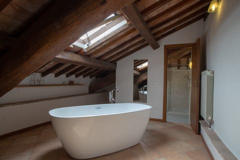 Shower, free toiletries, hair dryer, bathrobes