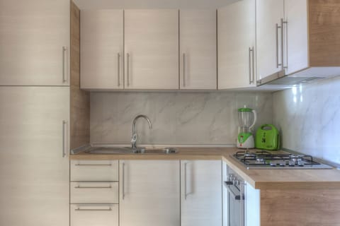 Superior Apartment, 1 Bedroom, Balcony | Private kitchen | Fridge