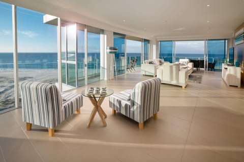 Panoramic Apartment, 3 Bedrooms, Ocean View | View from room