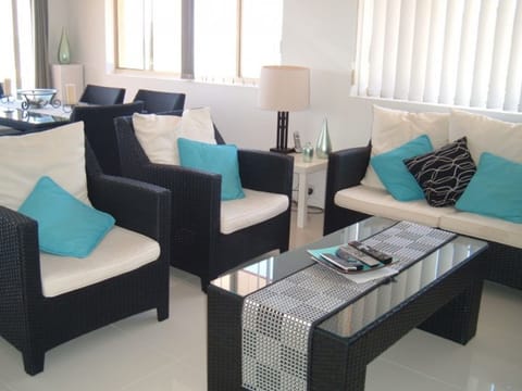 Apartment, 2 Bedrooms, Ocean View | Living room | Flat-screen TV, DVD player