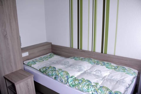 Double Room, Non Smoking, Garden View | Free WiFi