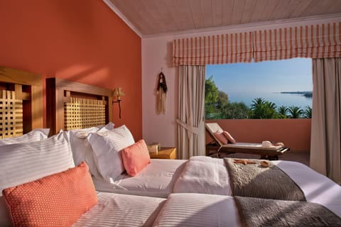 Deluxe Two-Bedroom Beachfront View Suite | 1 bedroom, minibar, in-room safe, soundproofing