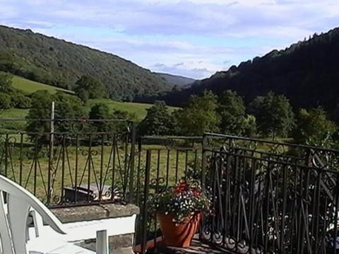 Four Poster Room, Ensuite (river view) | Balcony view