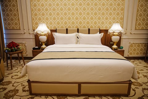 Suite, Multiple Beds, Multiple View (Presidential Suite) | Premium bedding, down comforters, minibar, in-room safe