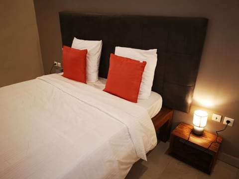 Standard Suite | Premium bedding, blackout drapes, soundproofing, free WiFi