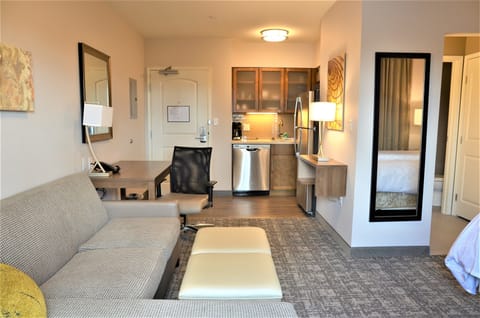 Studio Suite, 1 Queen Bed, Kitchen | In-room safe, desk, blackout drapes, iron/ironing board