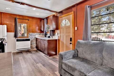 Cabin, 1 King Bed, Hot Tub, Beach View (101) | Private kitchen | Coffee/tea maker