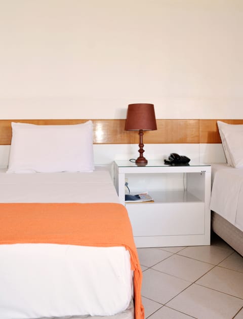 Triple Room | Minibar, free WiFi, bed sheets