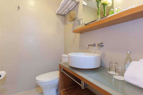 Shower, rainfall showerhead, designer toiletries, hair dryer