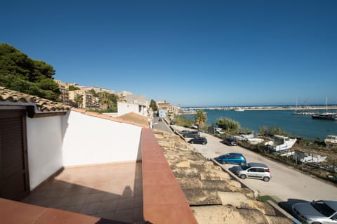 Panoramic Double or Twin Room, 1 Bedroom, Smoking, Sea View | Terrace/patio