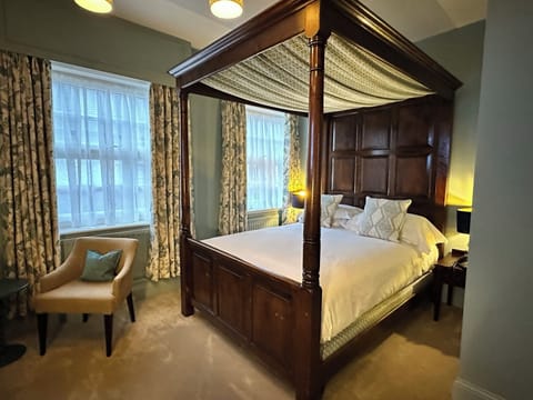 King Room (No Pets) | 1 bedroom, premium bedding, memory foam beds, individually decorated