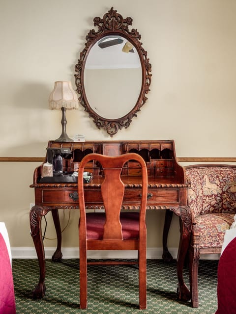 In-room safe, individually decorated, individually furnished, desk