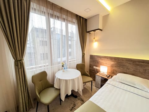 Standard Double Room | Egyptian cotton sheets, premium bedding, pillowtop beds, in-room safe