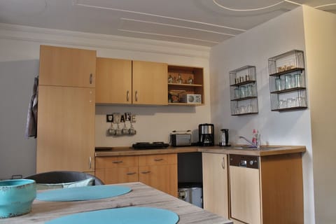 Quadruple Room (Büttner 1) | Private kitchenette | Coffee/tea maker, electric kettle