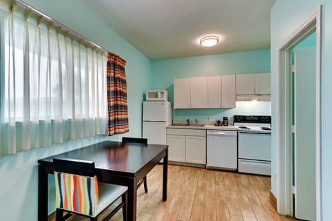 Standard Room, 2 Queen Beds, Kitchenette | Private kitchenette | Fridge, microwave, coffee/tea maker