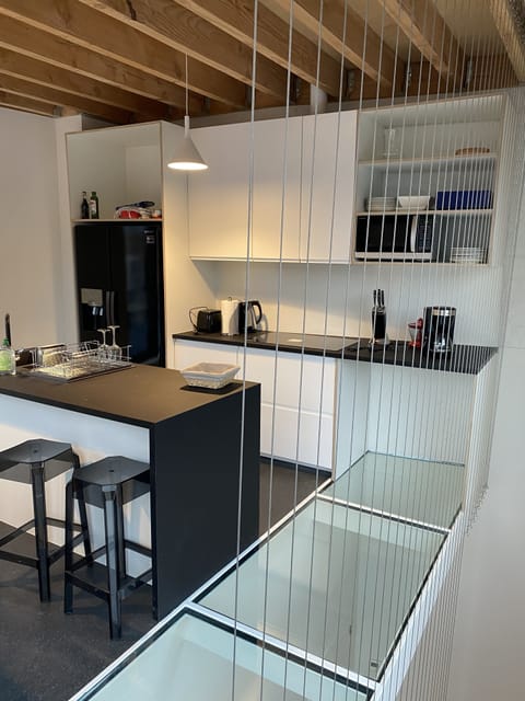 Apartment (2) | Private kitchen | Espresso maker, coffee/tea maker, electric kettle