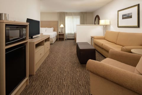 King, Junior Suite | Premium bedding, down comforters, desk, laptop workspace