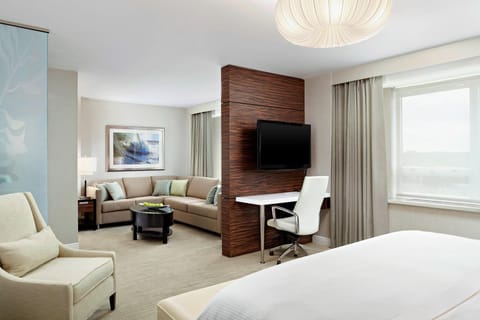 Presidential Suite, 1 Bedroom | Premium bedding, pillowtop beds, in-room safe, desk