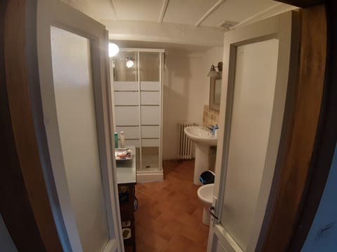 Family Room, 2 Bedrooms | Bathroom | Shower, hair dryer, bidet, towels