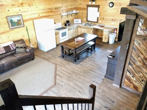 Bighorn Vista Family Cabin | Private kitchen | Microwave, oven, stovetop, dishwasher