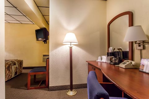 In-room safe, cribs/infant beds, rollaway beds, free WiFi