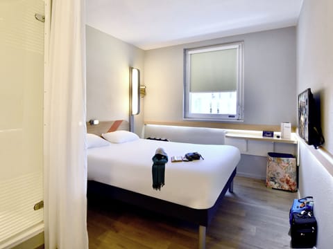 Double Room, 1 Double Bed | Premium bedding, desk, laptop workspace, soundproofing