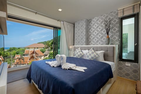 Two Bedroom Suite Sea View | In-room safe, individually decorated, individually furnished