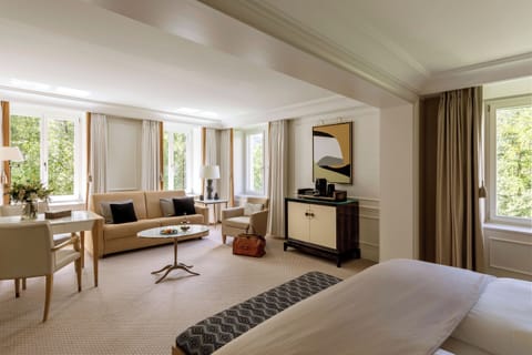 Junior Suite Superior | Premium bedding, down comforters, minibar, in-room safe