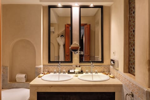 Elegance Patio View | Bathroom | Shower, bathrobes, slippers, towels