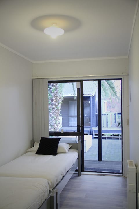 Standard Twin Room (2 Single Beds) | Free WiFi, bed sheets