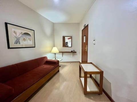 Superior Room | Minibar, in-room safe, desk, laptop workspace