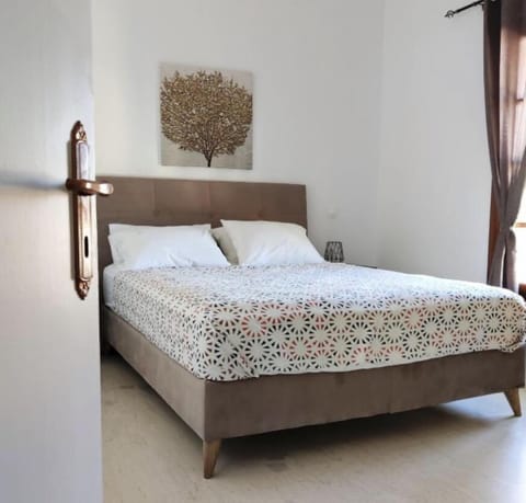 1 bedroom, in-room safe, desk, iron/ironing board