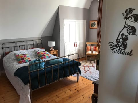 Comfort Room, 1 Queen Bed, Pool View (Tilleul) | Select Comfort beds, free WiFi