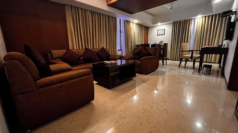 Premium Suites | Living area