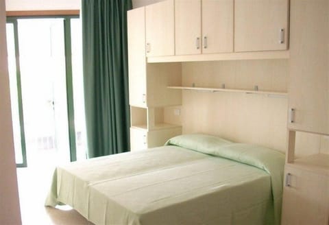 Standard Double or Twin Room | In-room safe, free WiFi, bed sheets