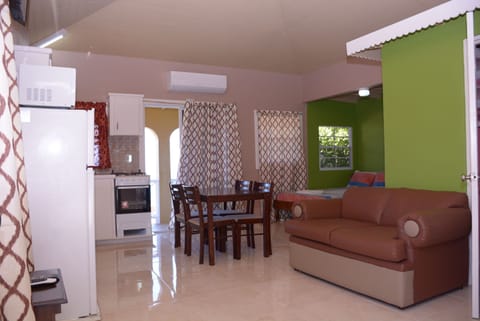 Panoramic Double Room | Living area | Smart TV