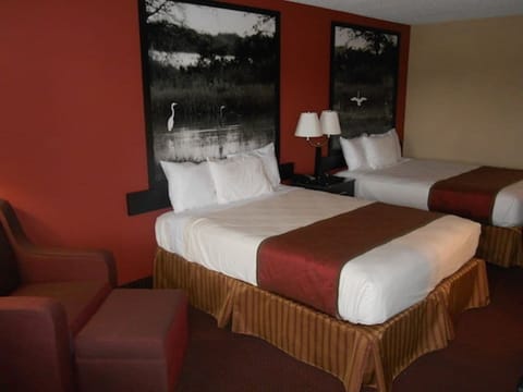 Premium bedding, iron/ironing board, rollaway beds, free WiFi