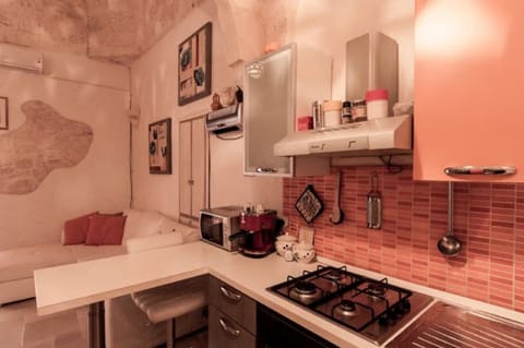 Apartment, 2 Bedrooms, Non Smoking | Private kitchen | Fridge, oven, stovetop, espresso maker