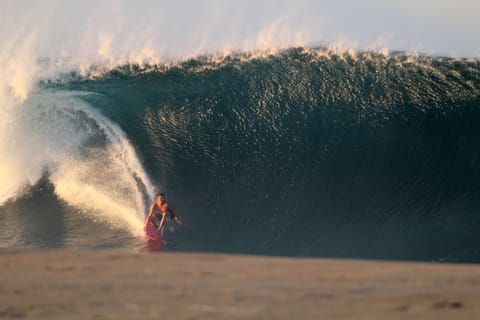 Surfing/boogie boarding