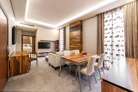 Presidential Suite, 2 Bedrooms | Minibar, desk, blackout drapes, soundproofing